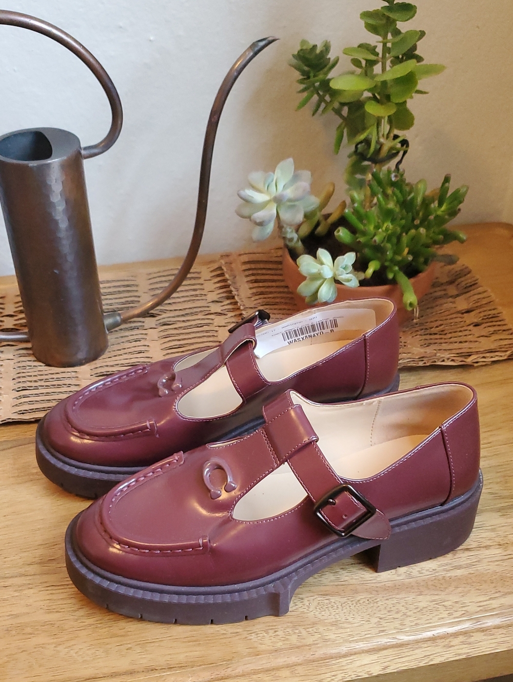 Coach Liv Mary Jane In A Merlot Colorway Platform Womens 6 - Picture 2 of 9